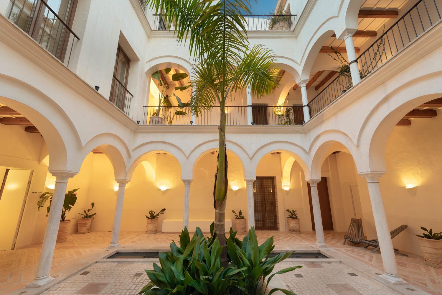Casa Del Rey Sabio Seville